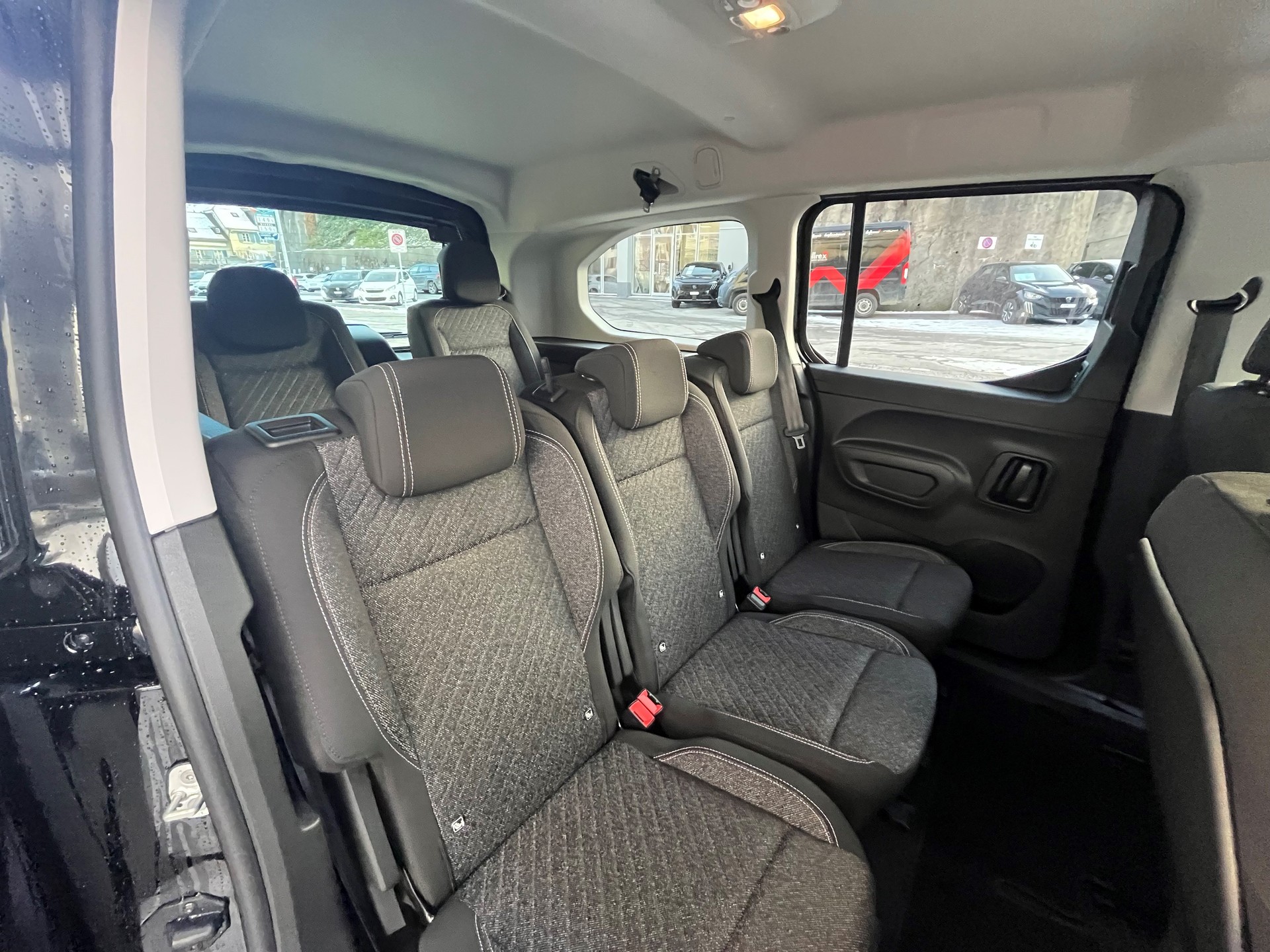 PEUGEOT Rifter Long 1.5 BlueHDi 130 Al-image-7