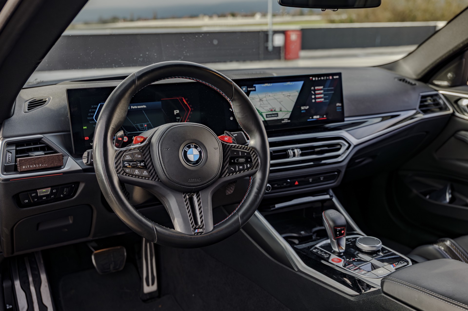 BMW M4 Coupé Competition M xDrive-image-5