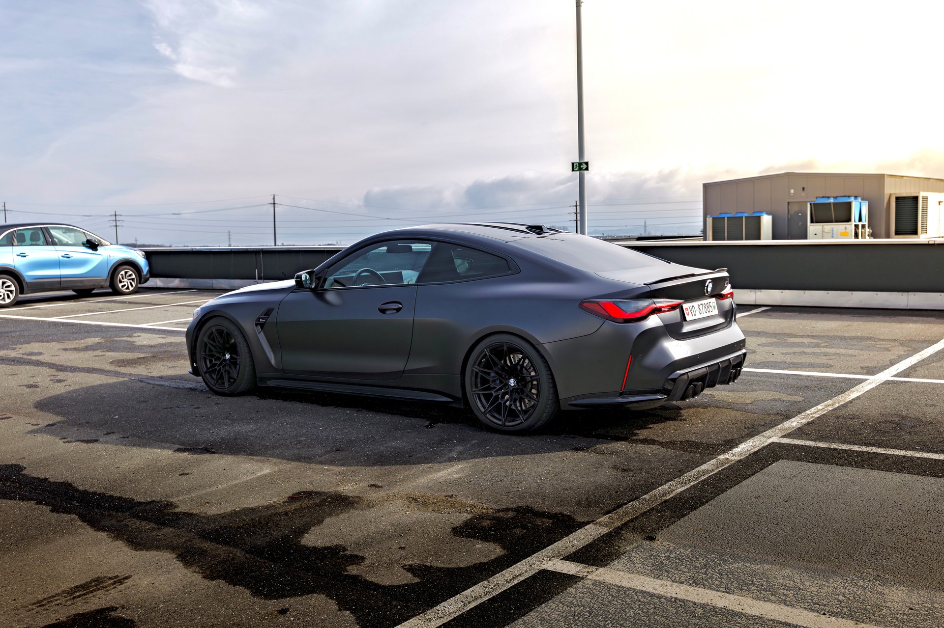 BMW M4 Coupé Competition M xDrive-image-2