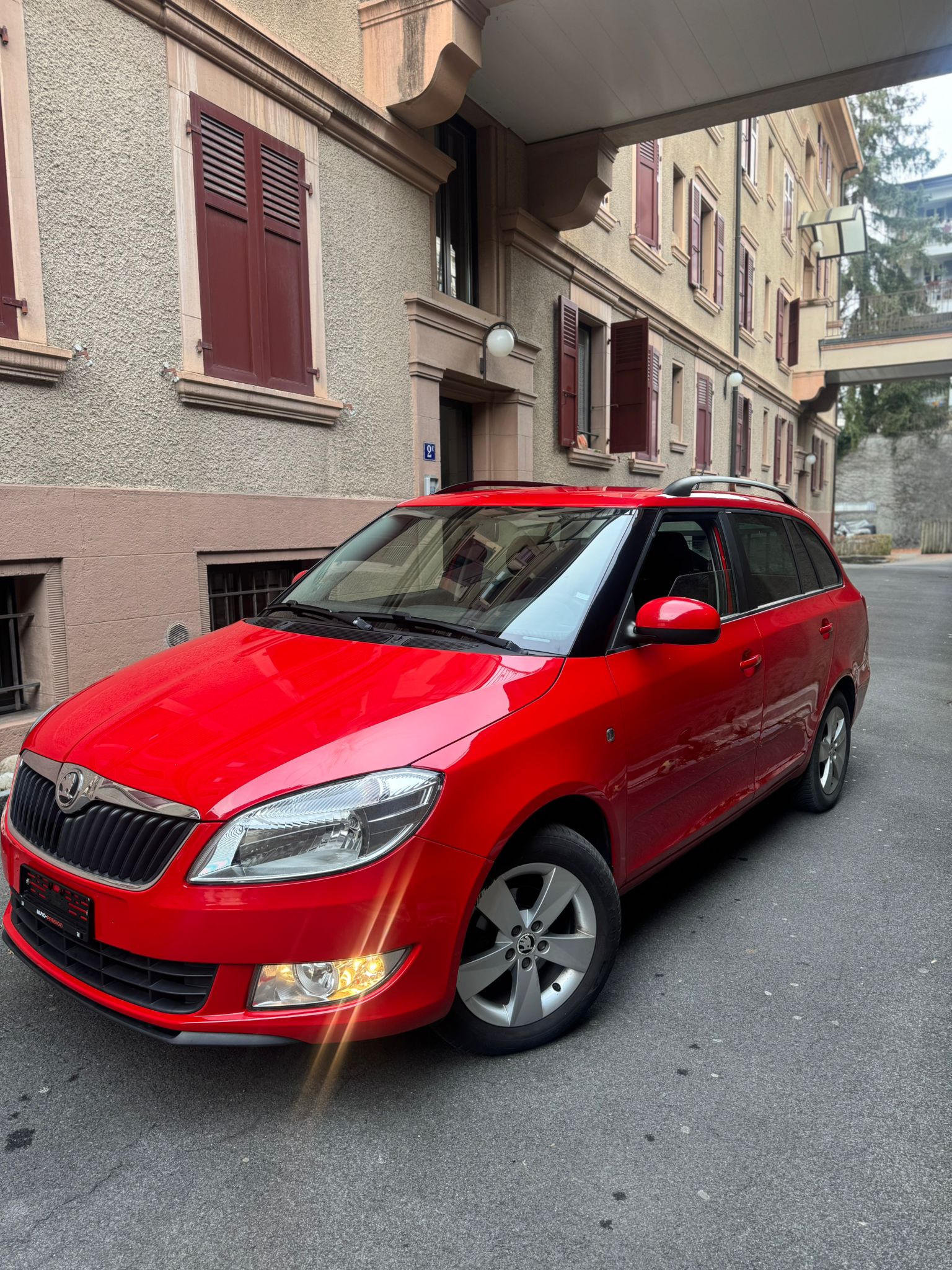 SKODA Fabia 1.2 TSI Fresh-image-4