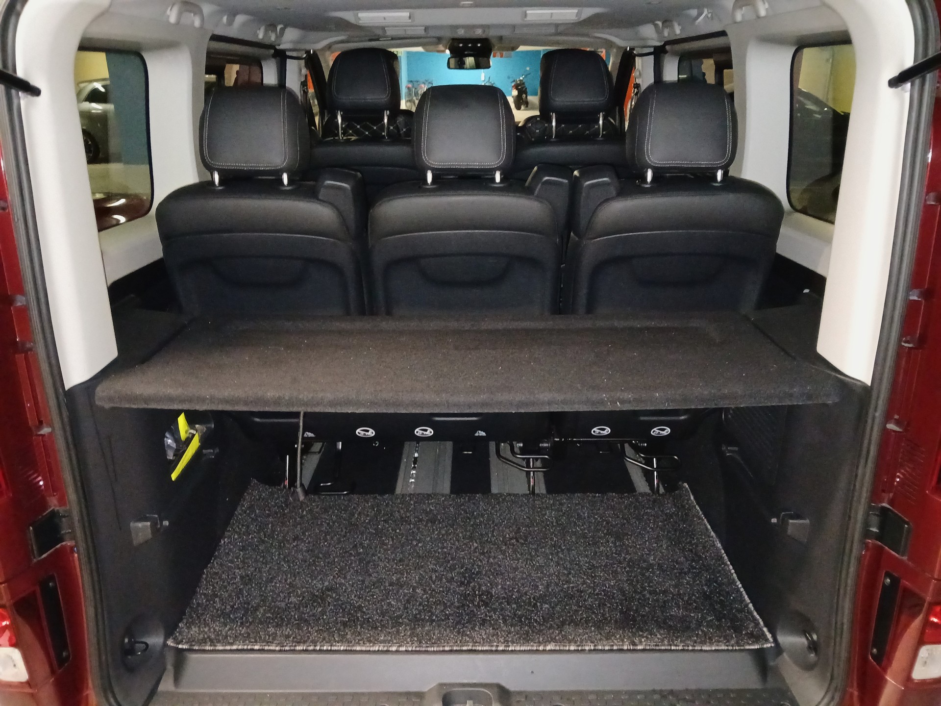 RENAULT Trafic Blue dCi 170 Spaceclass Pack Signature EDC-image-4