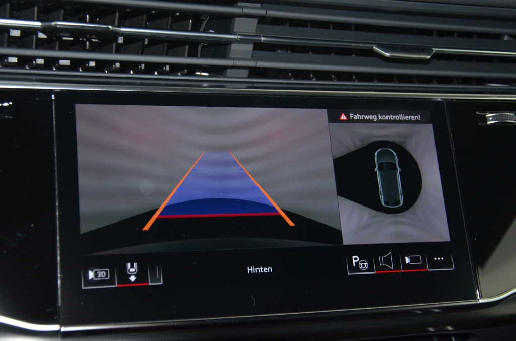 AUDI RSQ8 Performance Quattro-image-15