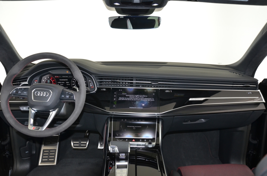 AUDI RSQ8 Performance Quattro-image-11
