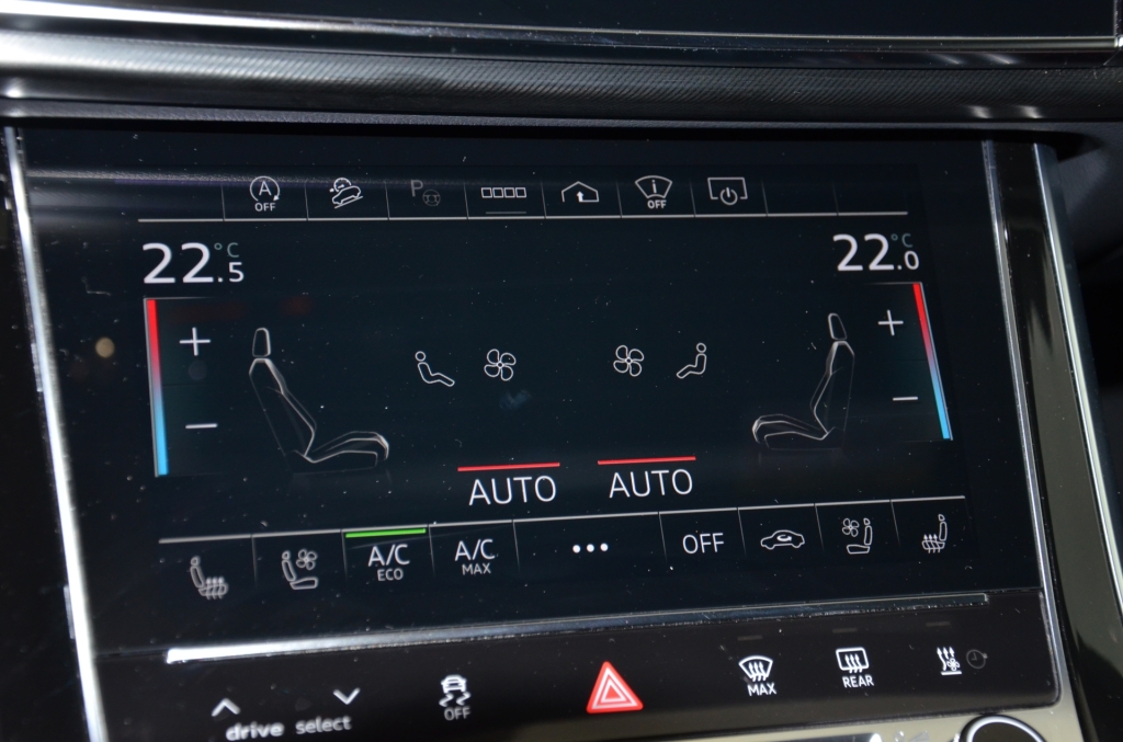AUDI RSQ8 Performance Quattro-image-22