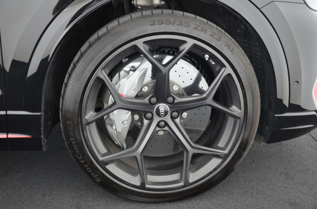 AUDI RSQ8 Performance Quattro-image-8