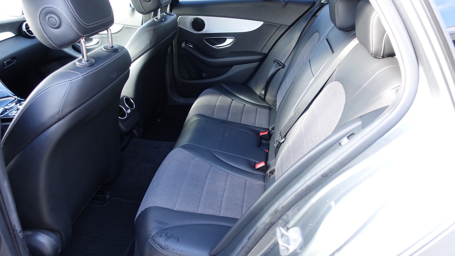 MERCEDES-BENZ C 250 d 4Matic 9G-Tronic-image-4