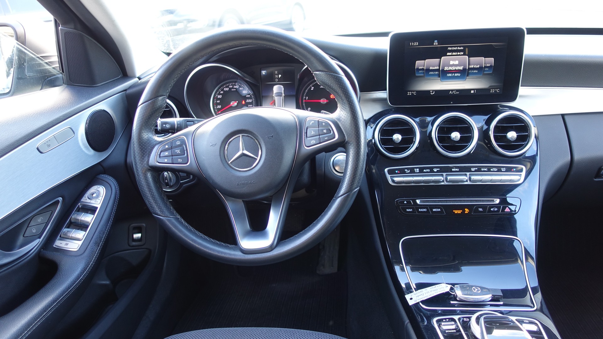 MERCEDES-BENZ C 250 d 4Matic 9G-Tronic-image-5