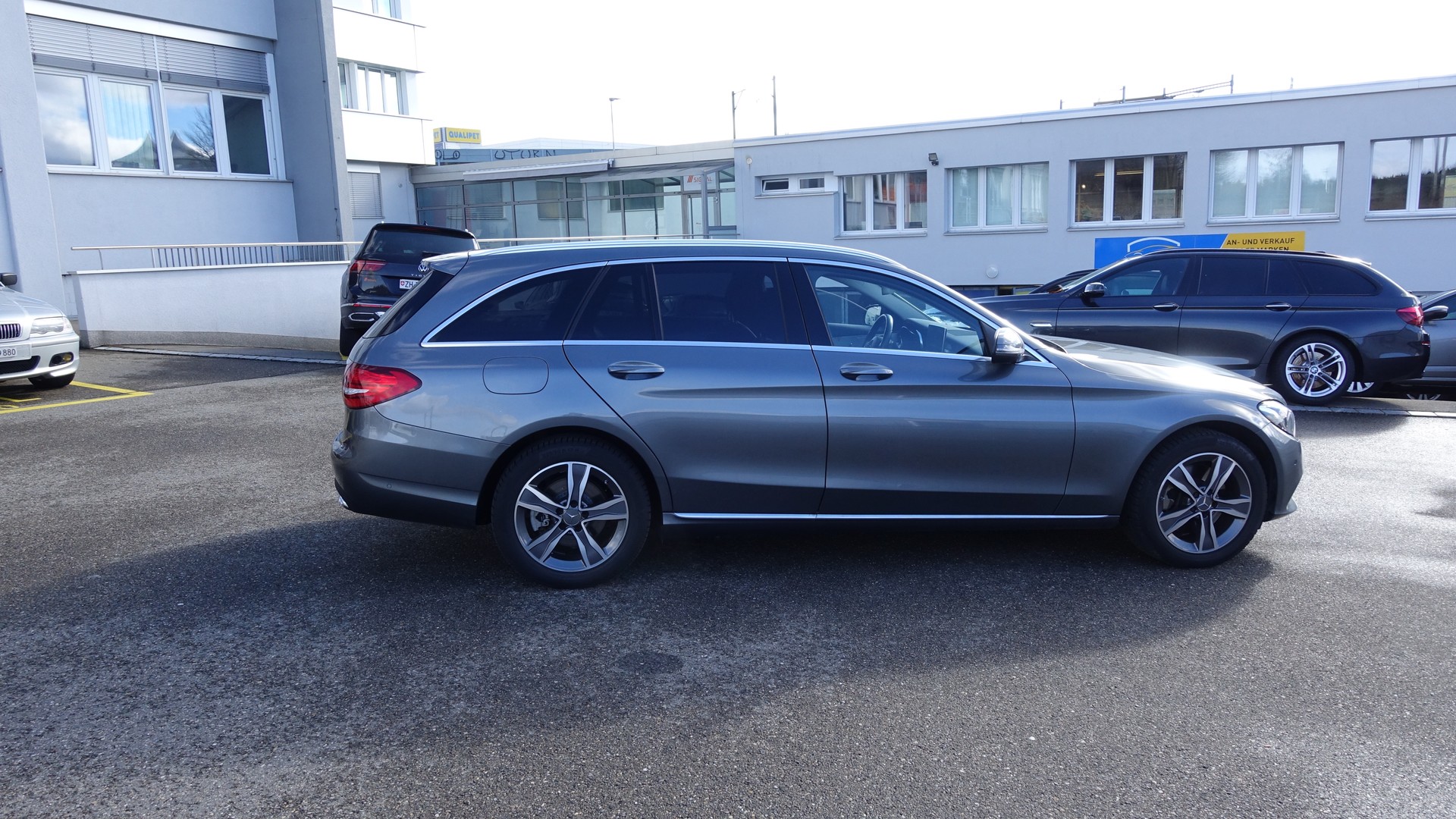 MERCEDES-BENZ C 250 d 4Matic 9G-Tronic-image-2