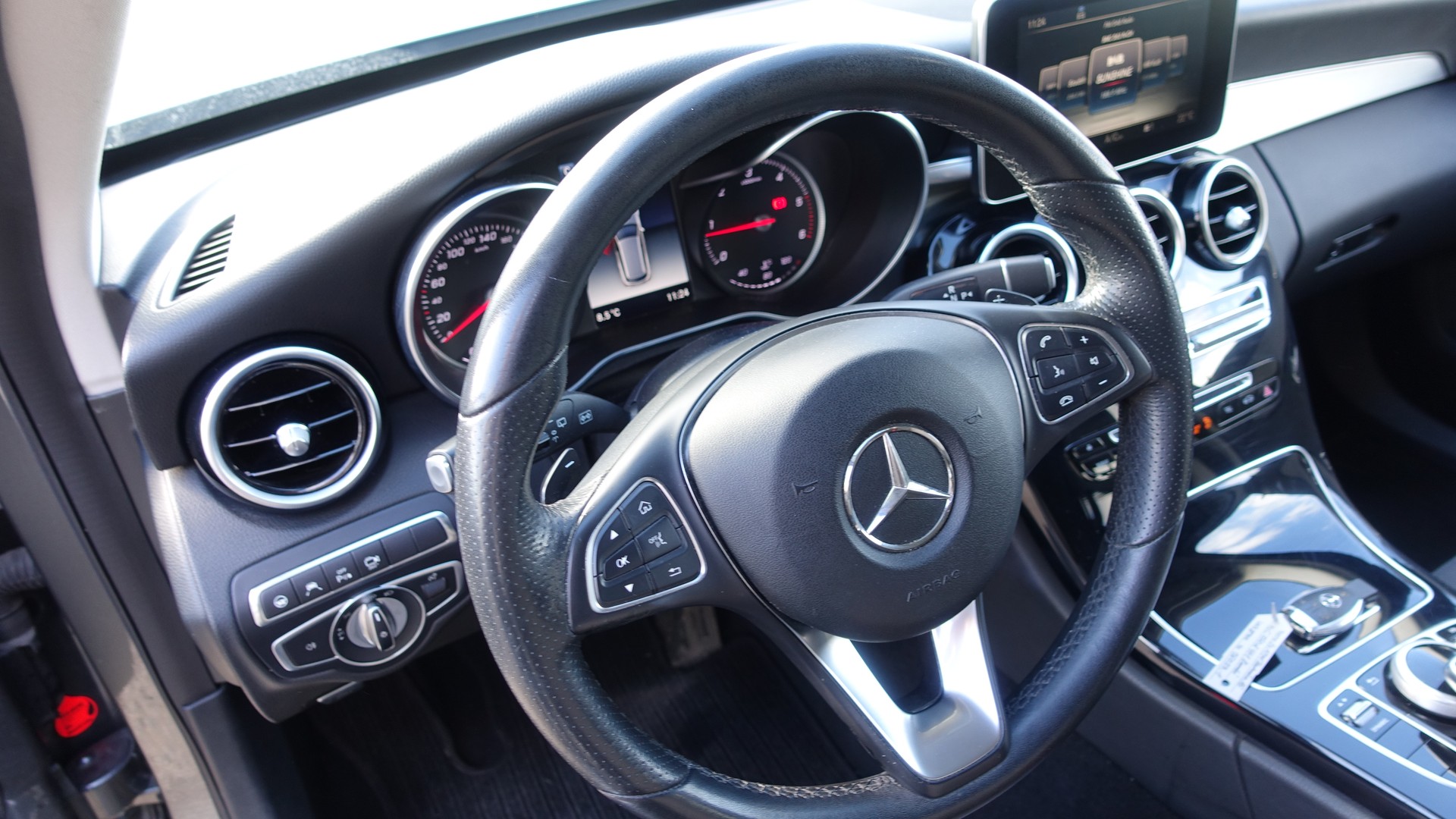 MERCEDES-BENZ C 250 d 4Matic 9G-Tronic-image-8