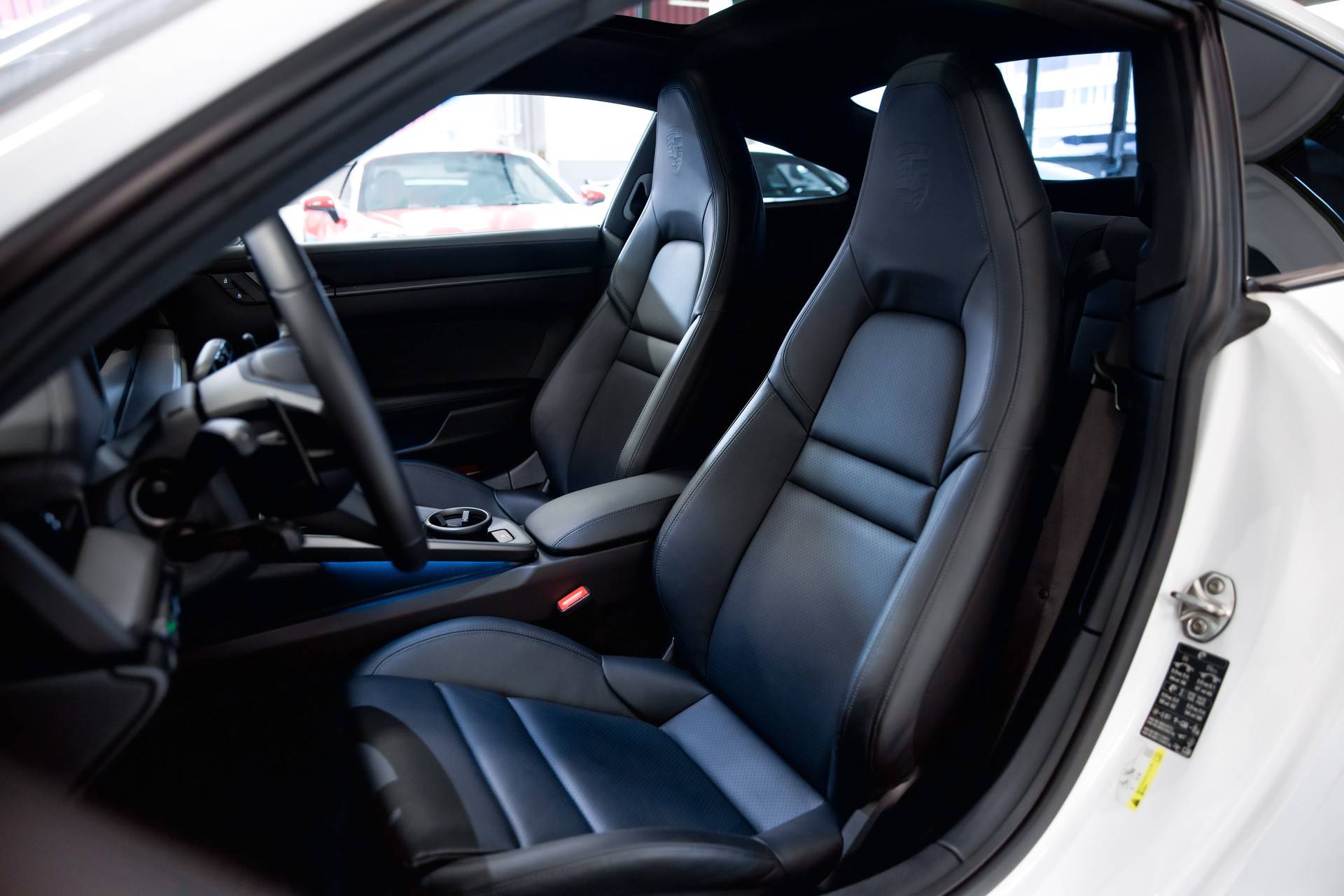 PORSCHE 911 Carrera S PDK *Facelift*-image-17