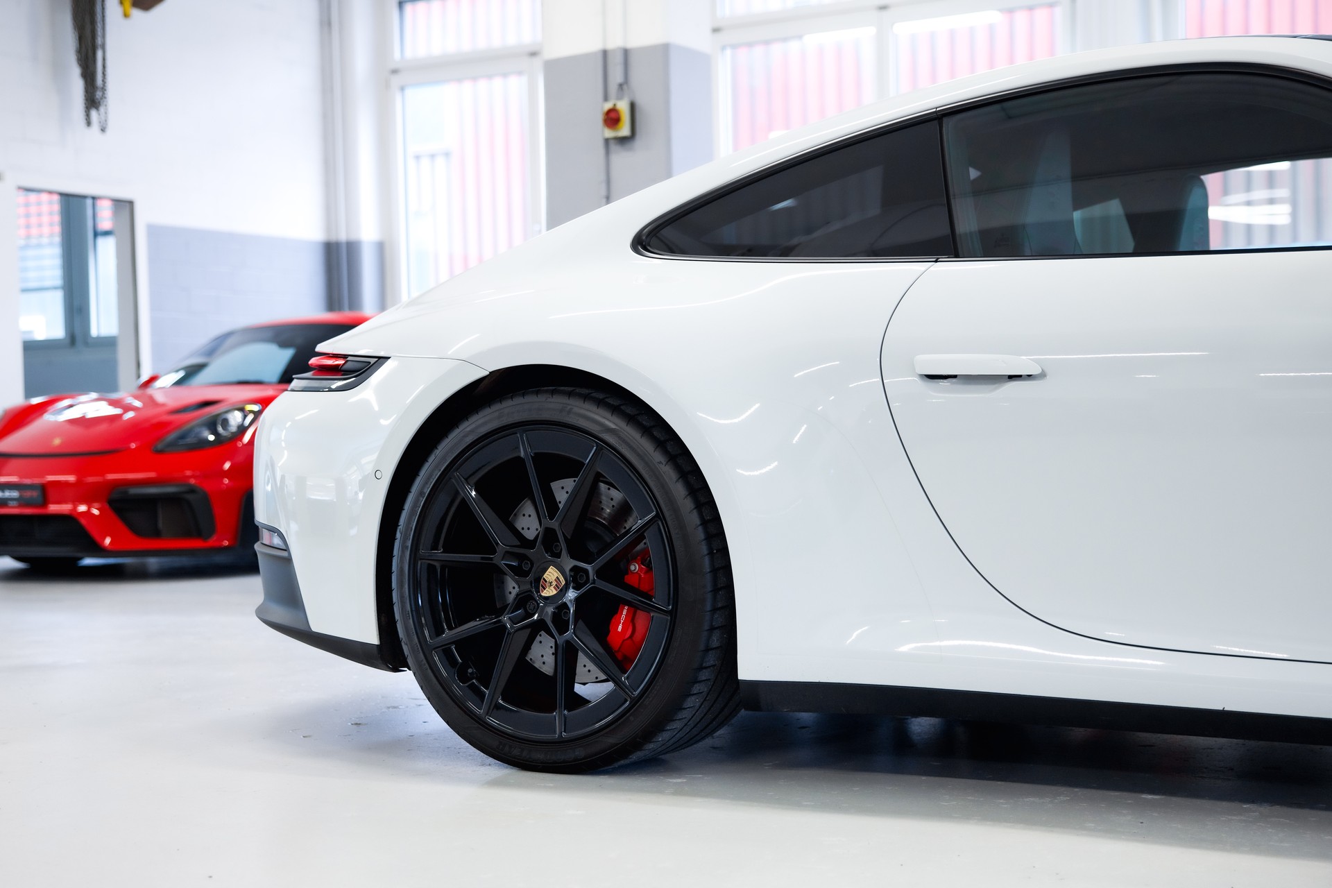 PORSCHE 911 Carrera S PDK *Facelift*-image-11