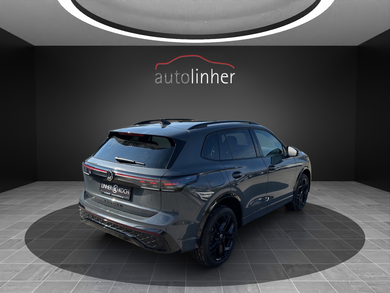 VW Tiguan 2.0 TDI SCR R-Line 4Motion DSG-image-4