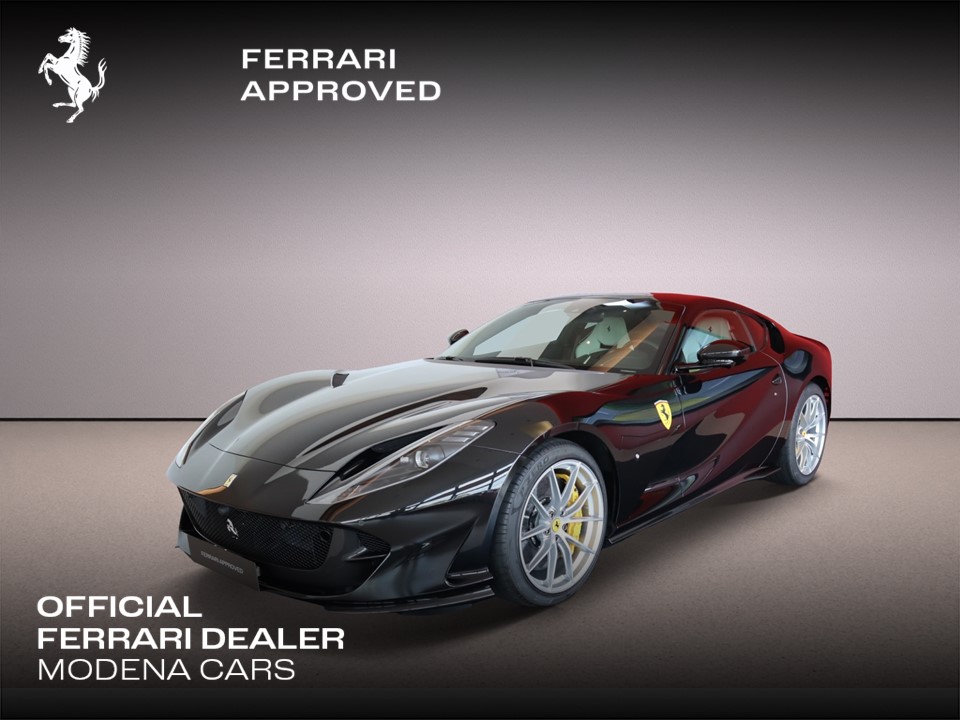 FERRARI 812 Superfast-image-0