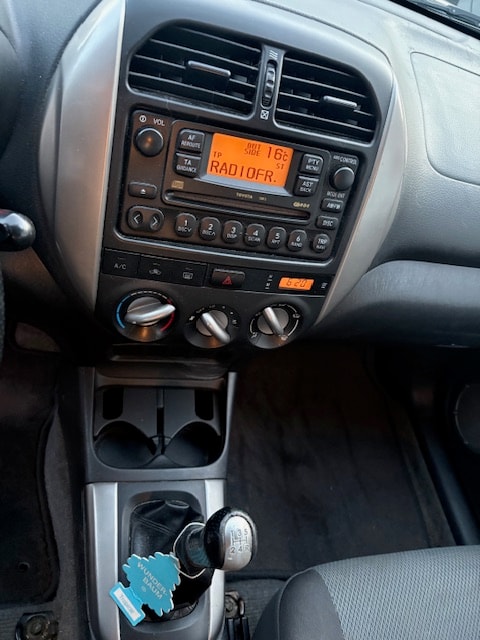 TOYOTA RAV-4 2.0 16V Linea Luna-image-12