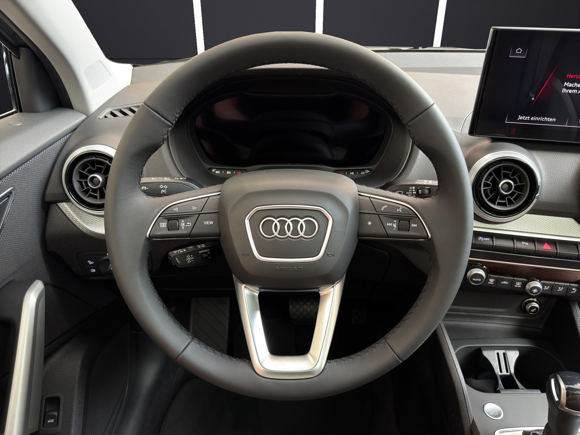 AUDI Q2 1.5 35 TFSI S Line S-Tronic-image-13