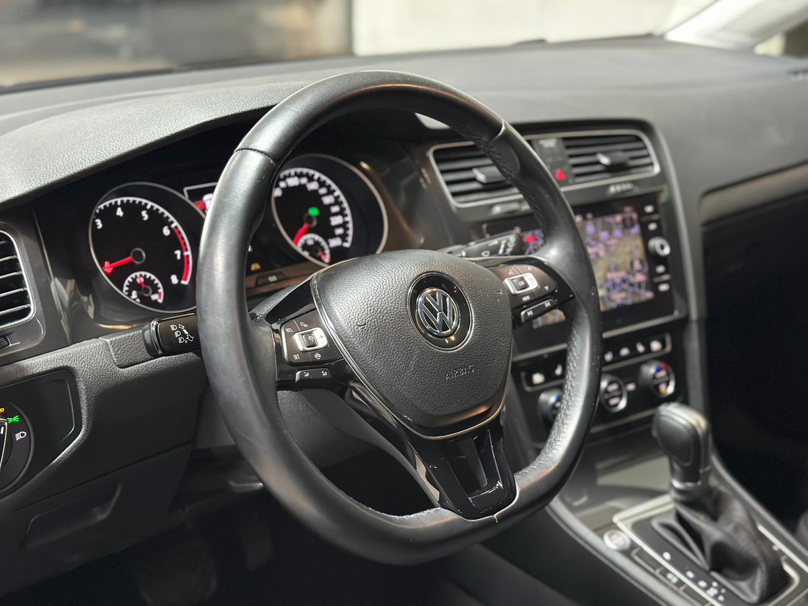 VW Golf VII 1.0 TSI Swiss Line Plus DSG-image-6