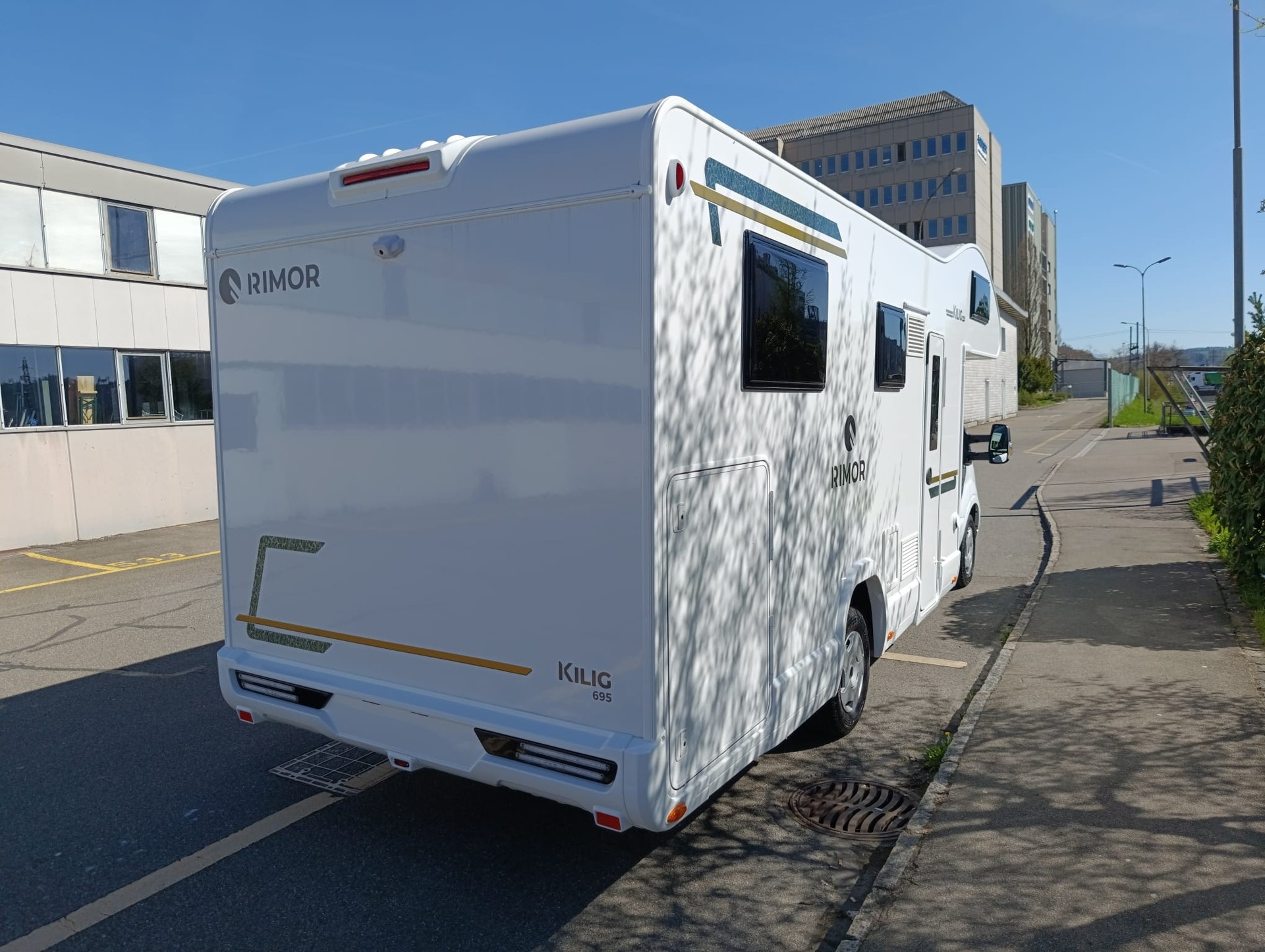 RIMOR Kilig 695***Unschlagbar in Preis und Leistung: Nirgendwo bekommen Sie mehr Wohnmobil für Ihr Geld als bei Rimor***-image-8