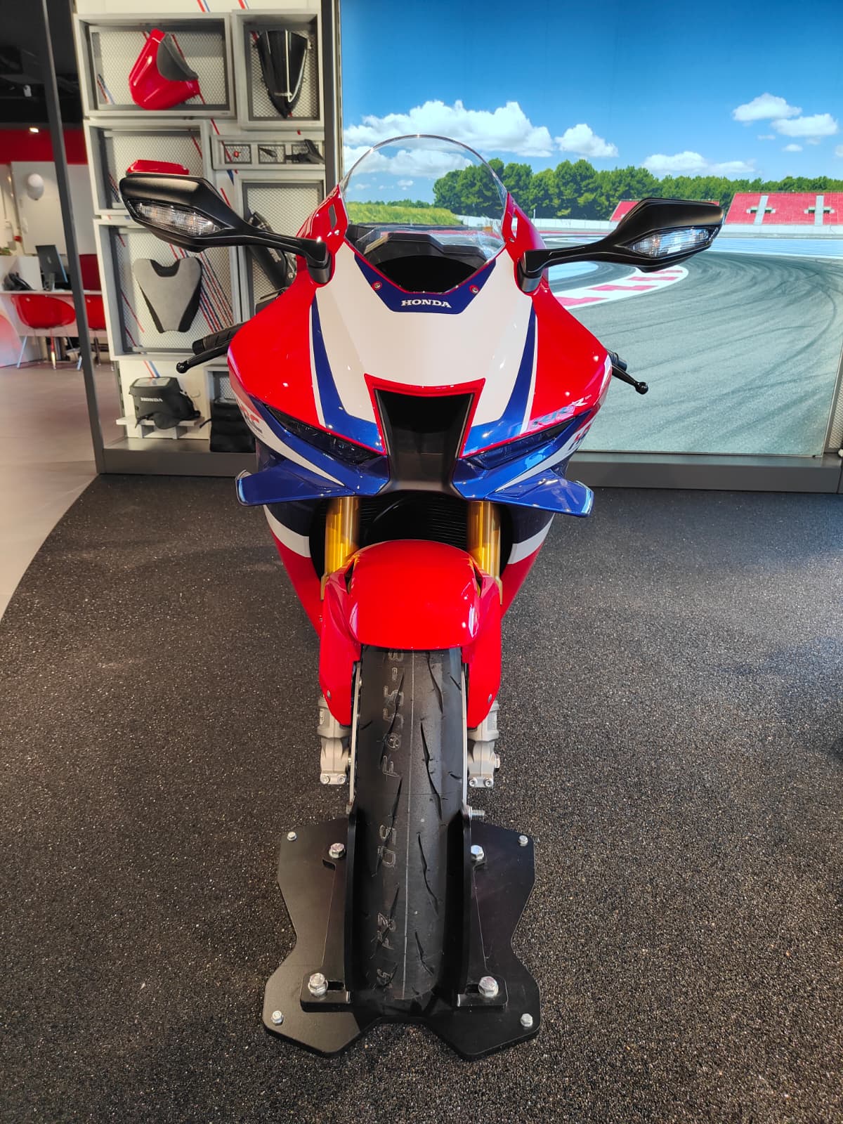 HONDA CBR 1000 RR-R Fireblade SP-showroom-element-3