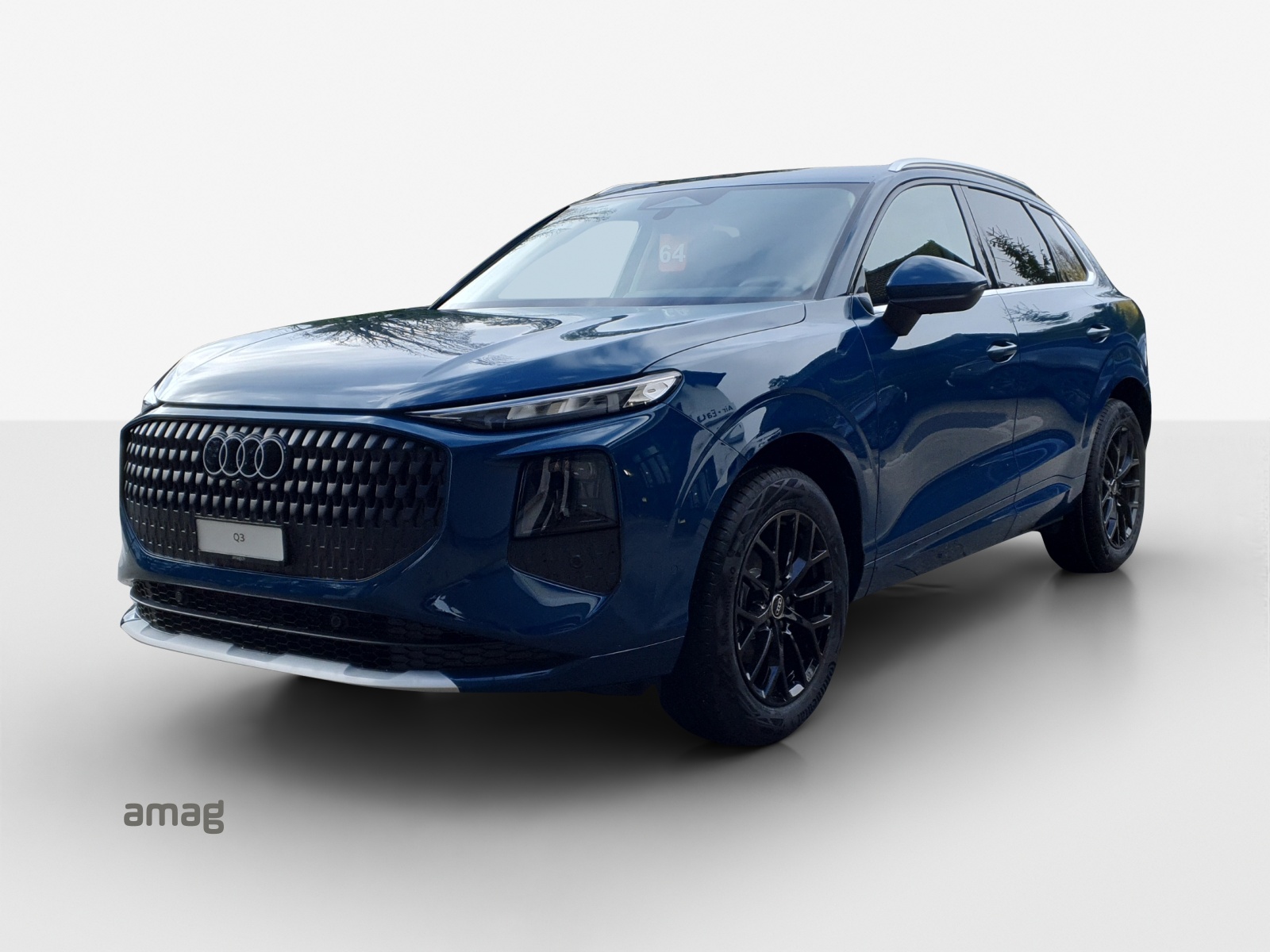 AUDI Q3 SUV 110 kW TFSI S tronic-image-2