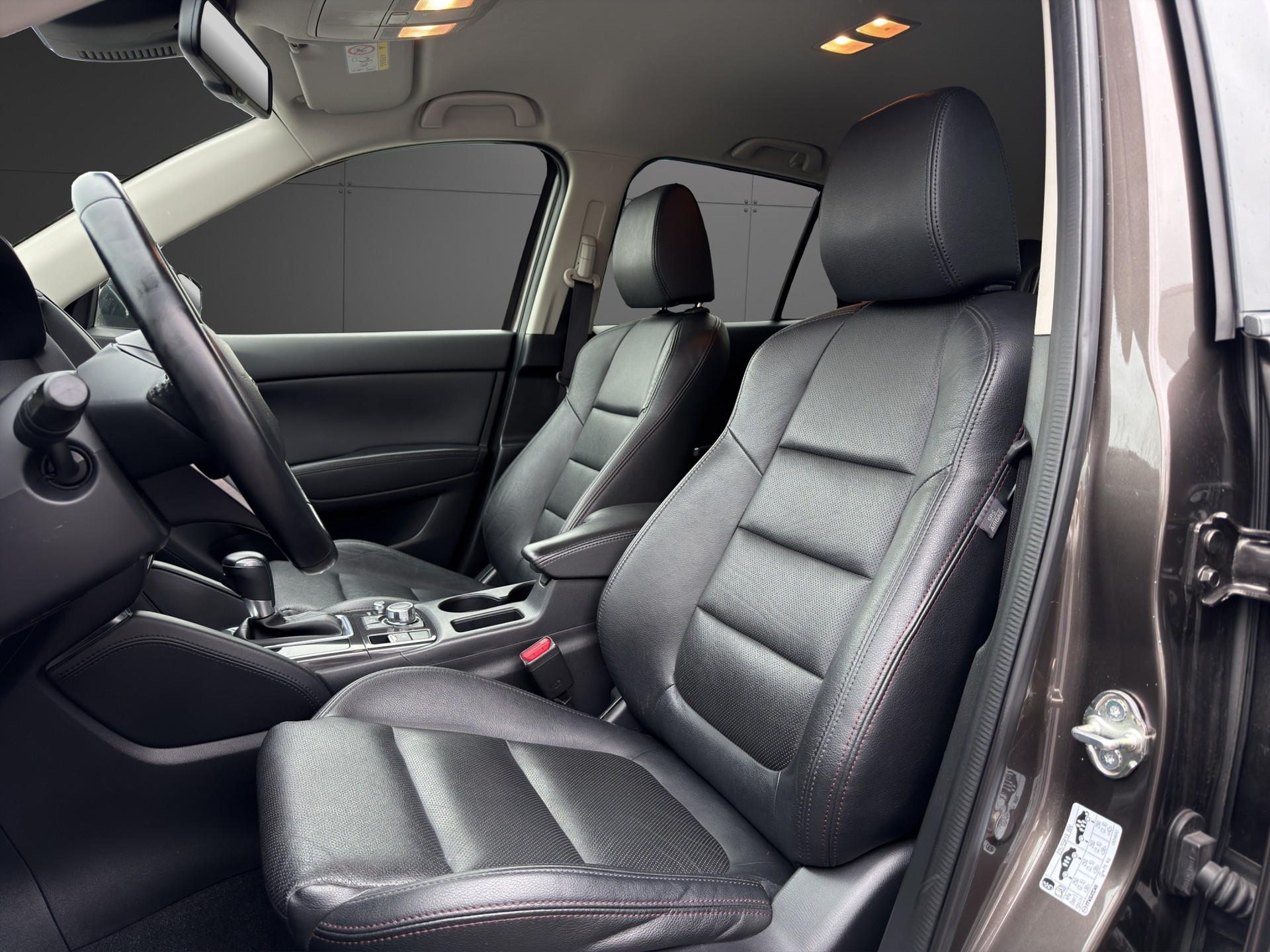 MAZDA CX-5 2.2 D HP Revolution AWD Automatic-image-21