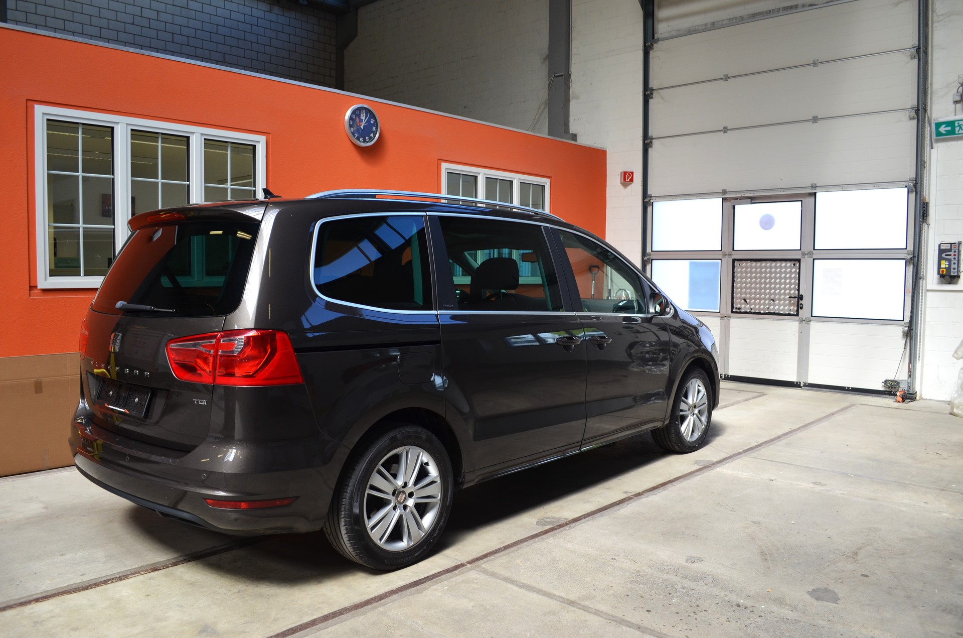 SEAT Alhambra 2.0 TDI Reference DSG-image-4