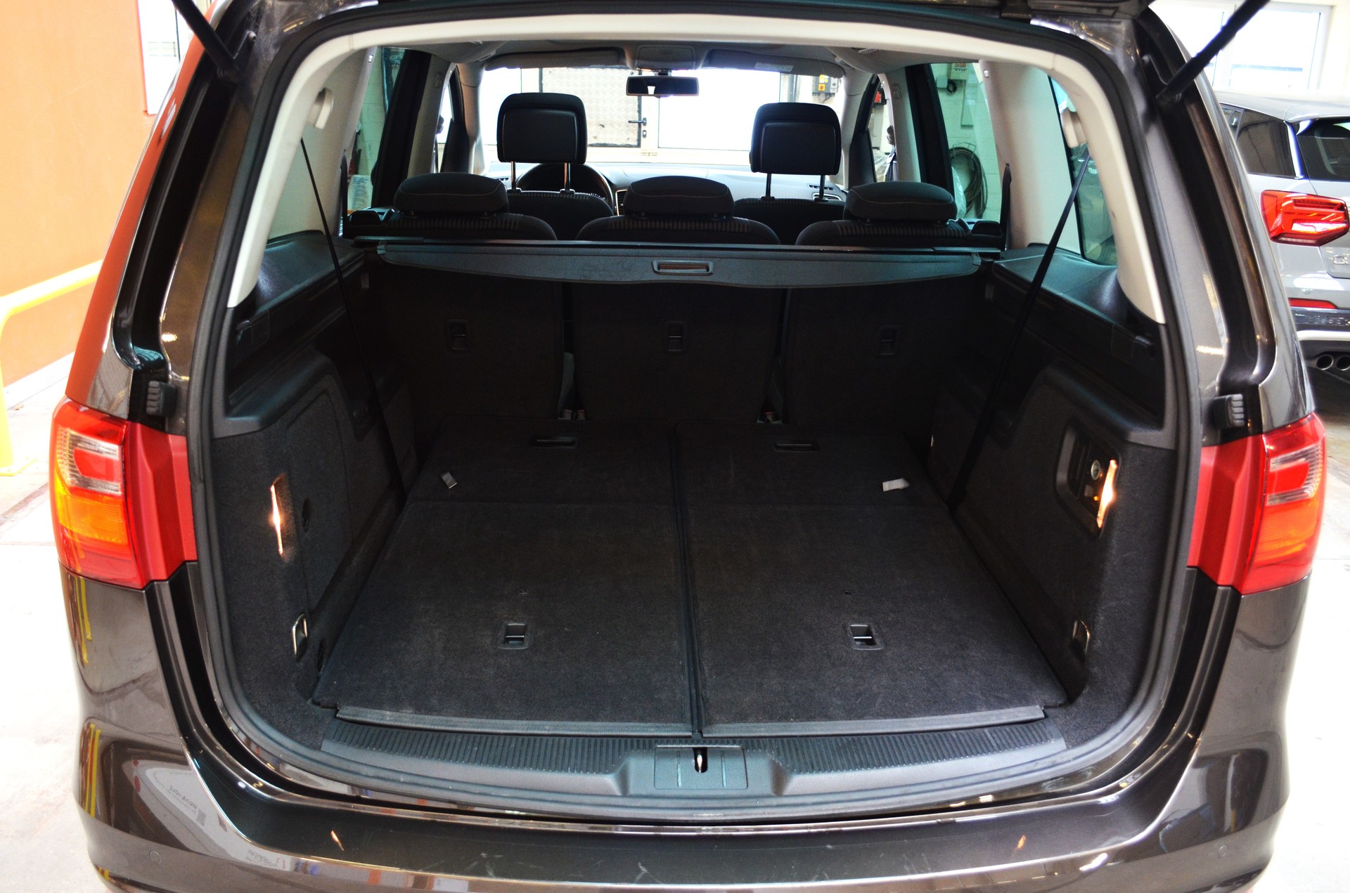 SEAT Alhambra 2.0 TDI Reference DSG-image-10