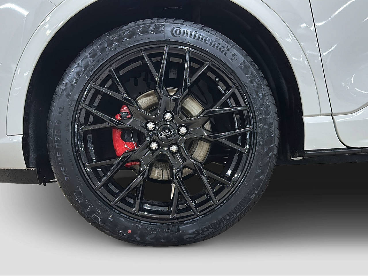 FORD Kuga 2.5 Hybrid Sound Edition 4x4-image-8