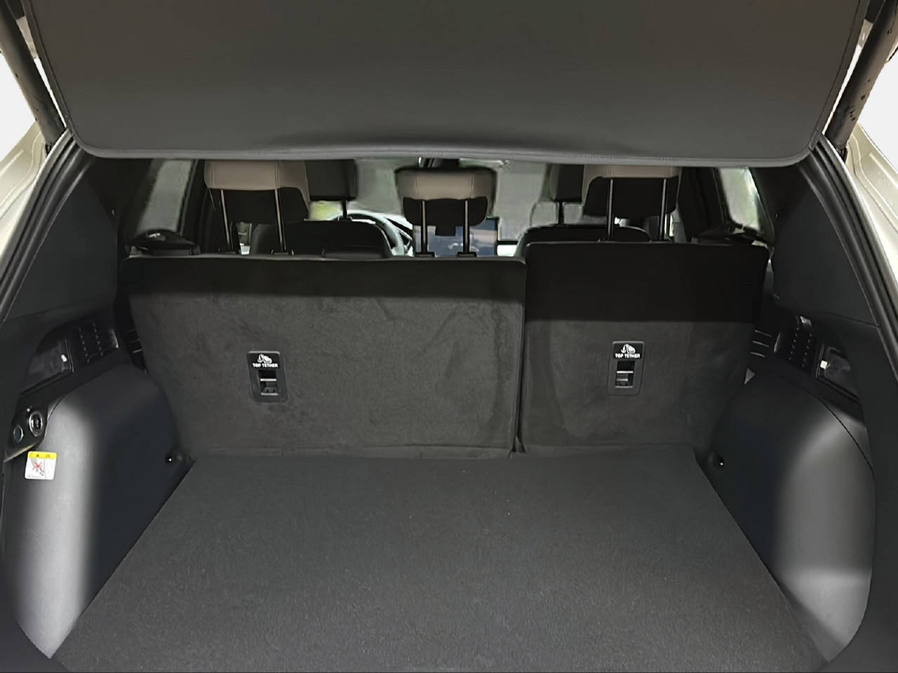 FORD Kuga 2.5 Hybrid Sound Edition 4x4-image-11