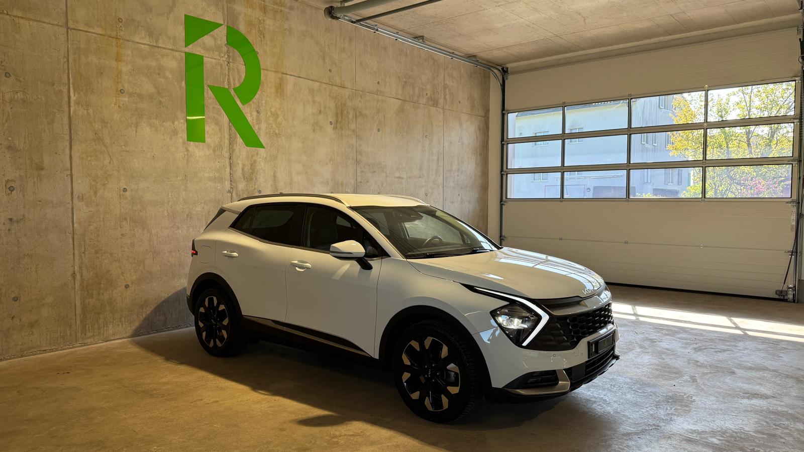 KIA Sportage 1.6 T-GDi PHEV Style-image-3