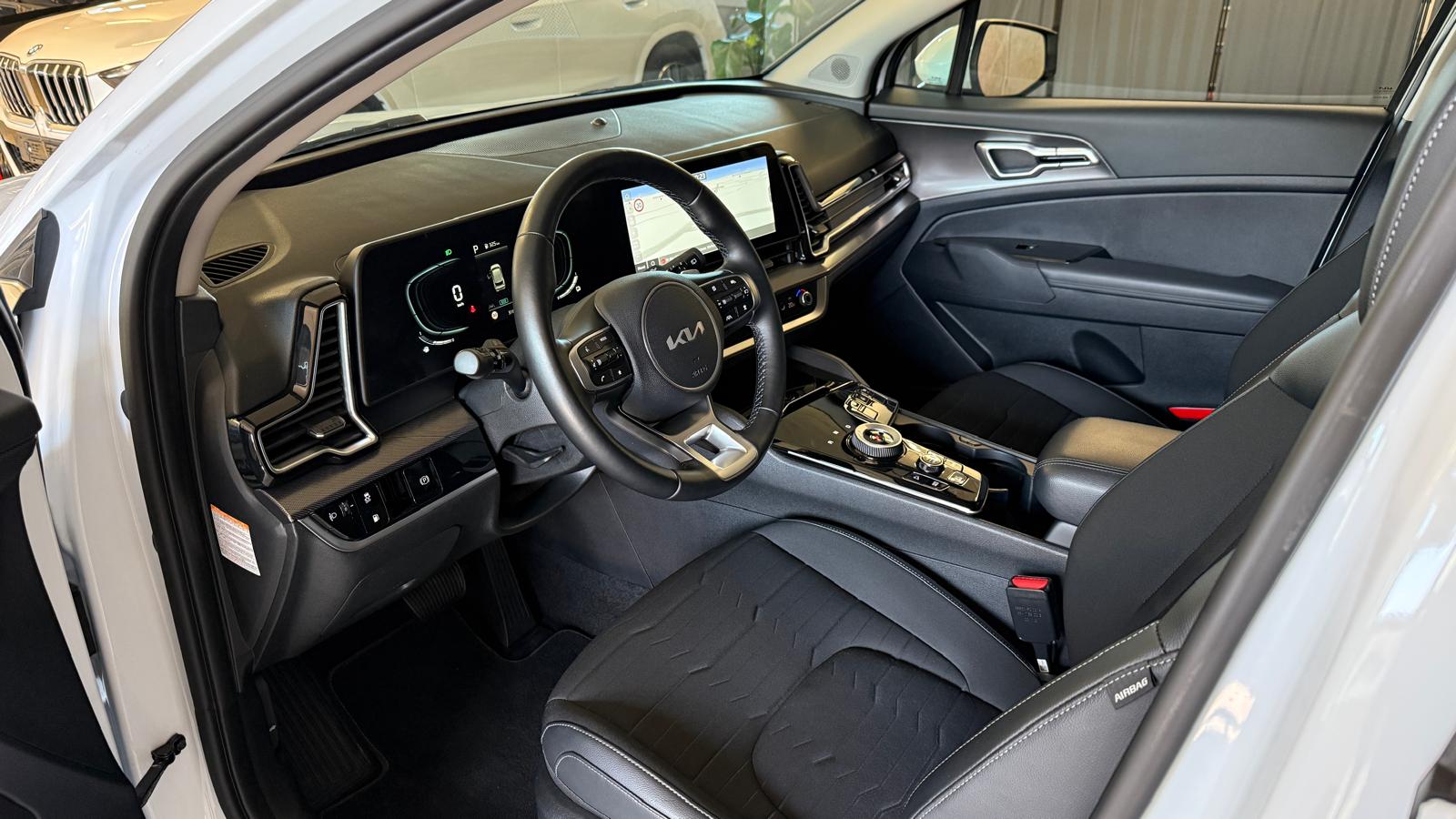 KIA Sportage 1.6 T-GDi PHEV Style-image-13