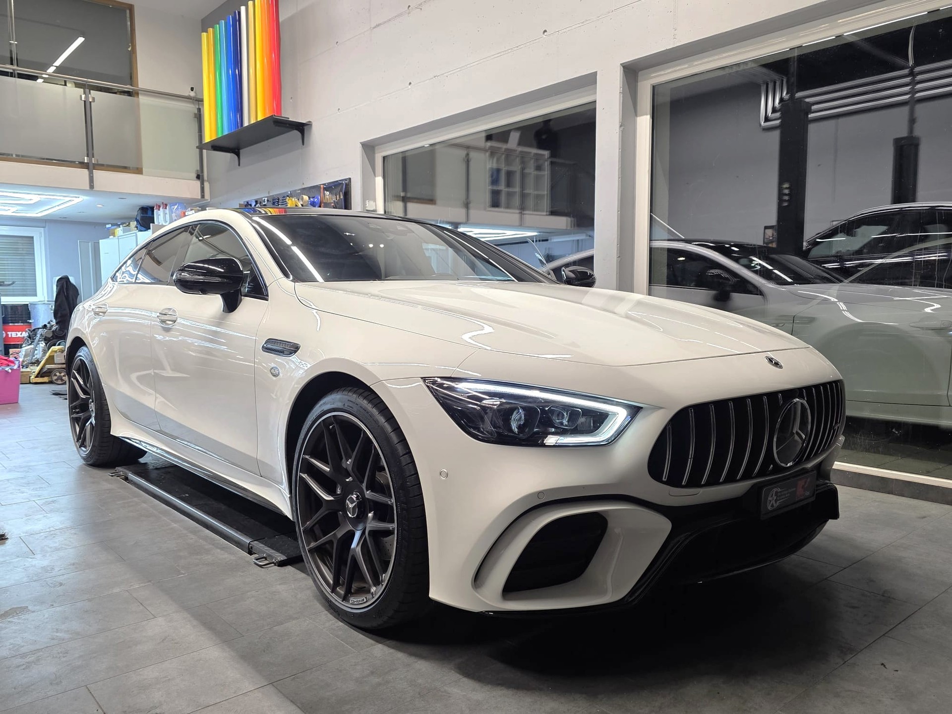 MERCEDES-BENZ AMG GT 4 43 4Matic+ Speedshift TCT-showroom-element-1