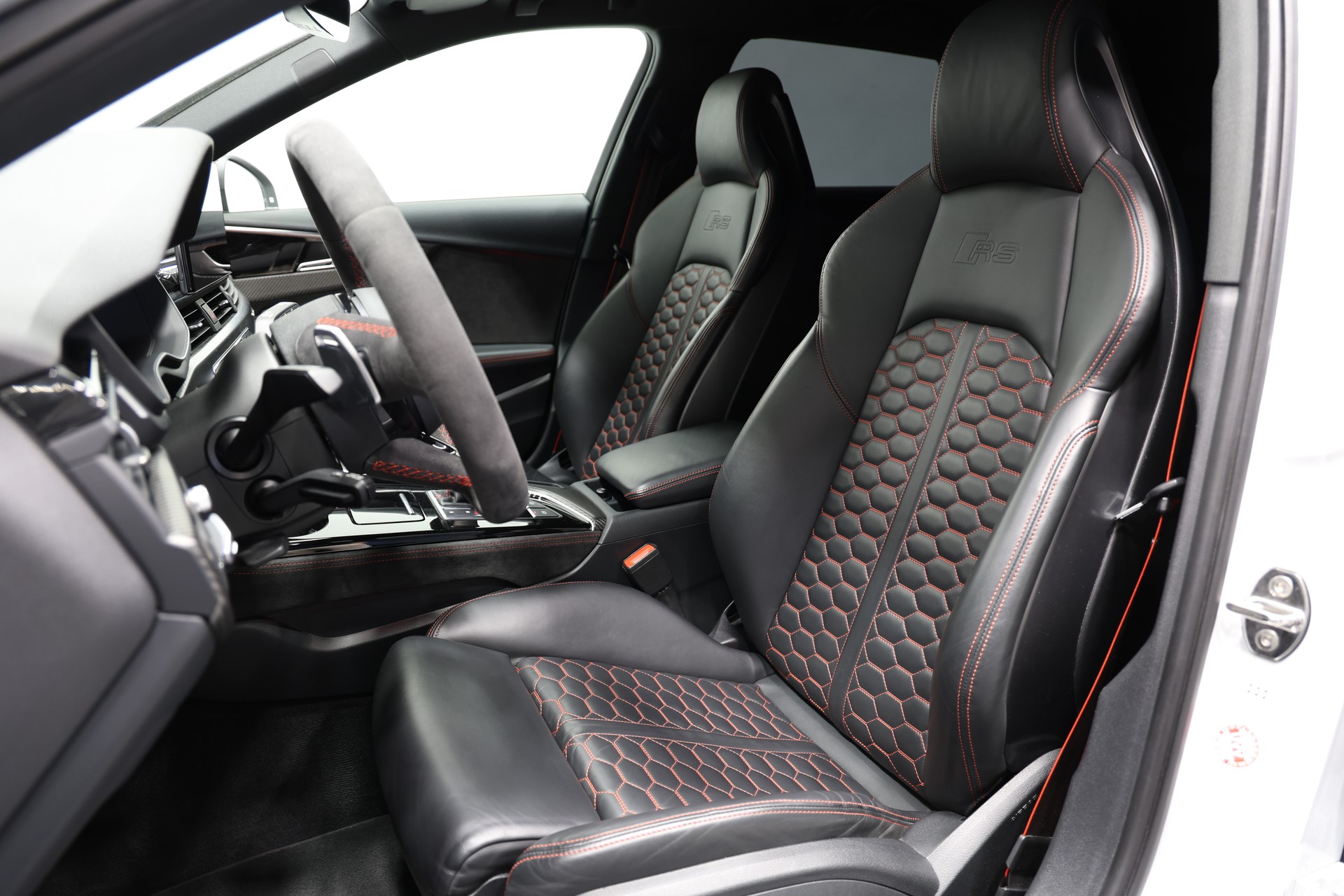 AUDI RS4 Avant quattro tiptronic *Carbon Exterieur*Carbon Interieur*frisch ab Service*-image-19