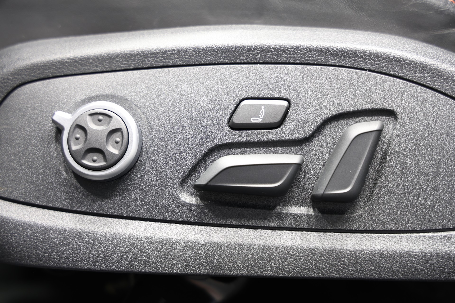 AUDI RS4 Avant quattro tiptronic *Carbon Exterieur*Carbon Interieur*frisch ab Service*-image-22