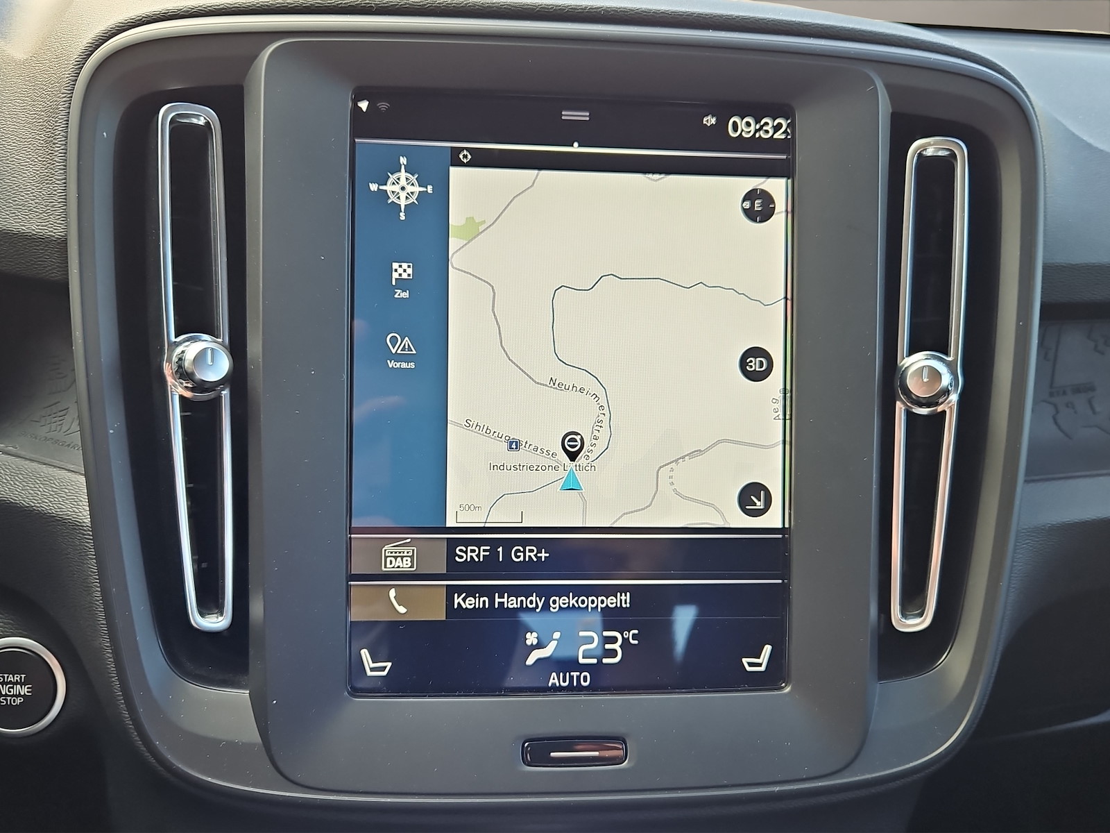 VOLVO XC40 2.0 D3-image-13