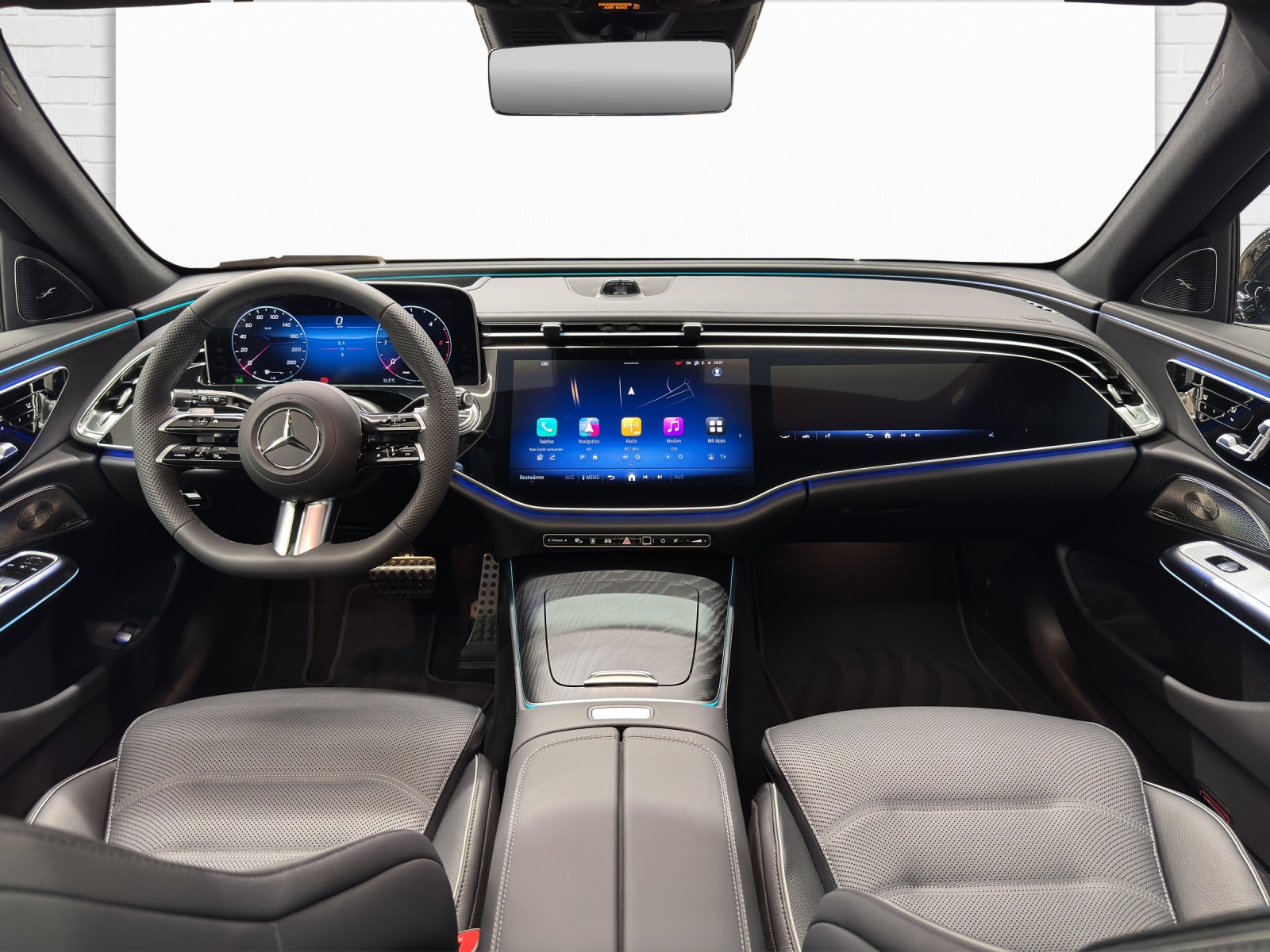 MERCEDES-BENZ E 220 d AMG Line 4Matic T-Modell-image-7