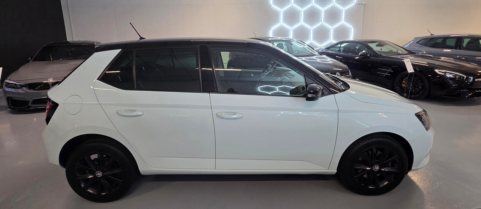 SKODA Fabia 1.2 TSI Style DSG-image-2