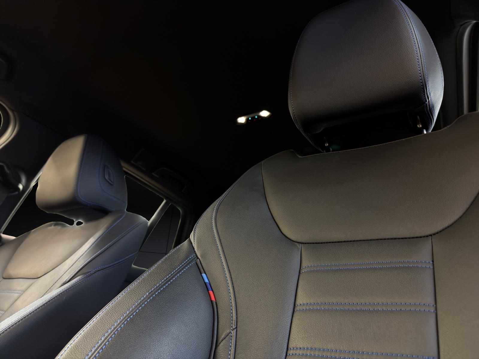 BMW 320d xDrive Touring-image-16