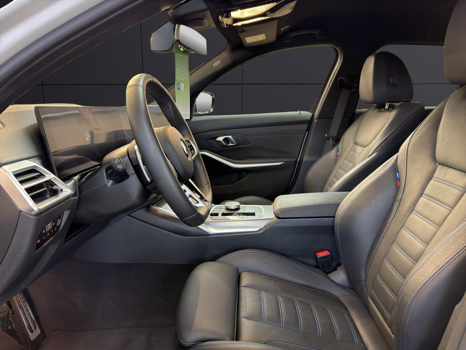 BMW 320d xDrive Touring-image-10
