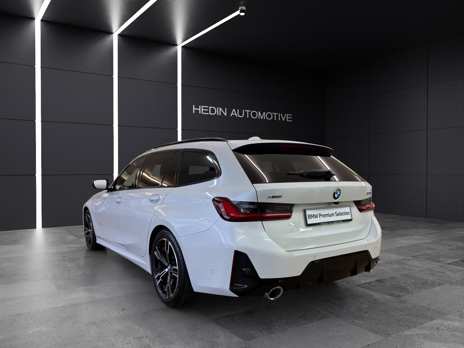 BMW 320d xDrive Touring-image-2