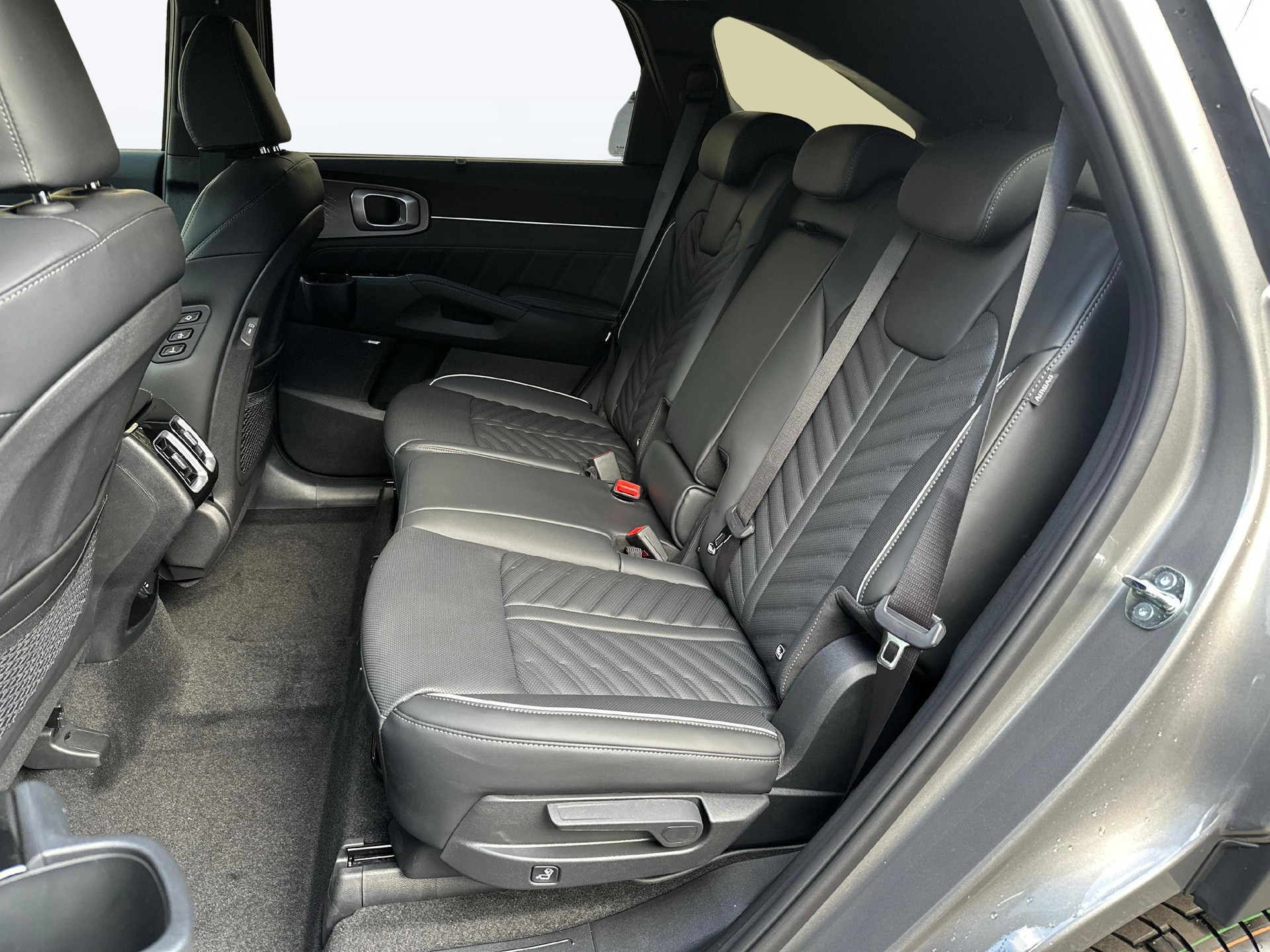KIA Sorento 2.2 SmartD Style 7P-image-10