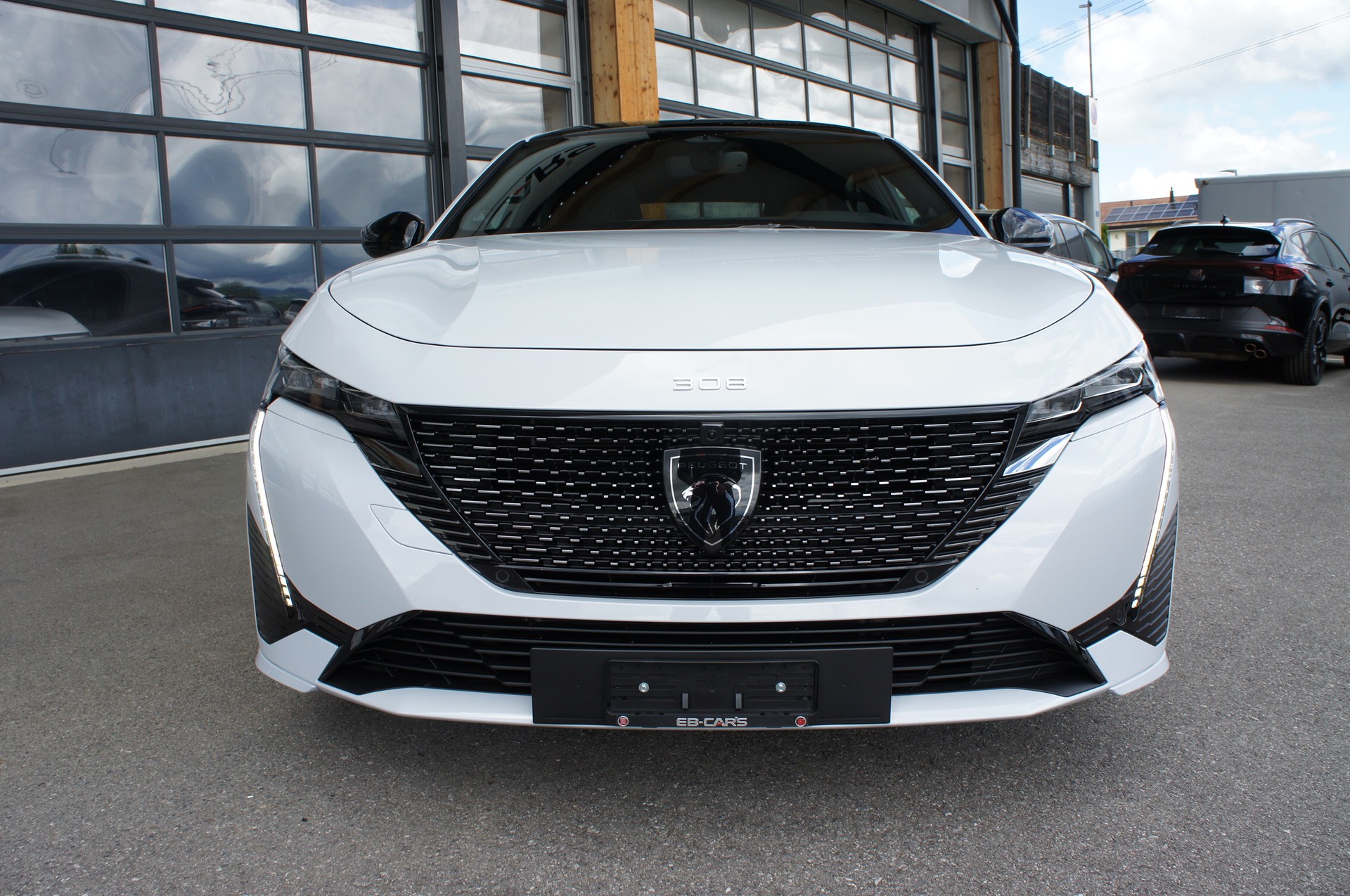 PEUGEOT 308 1.2 HEV 145 GT-image-7