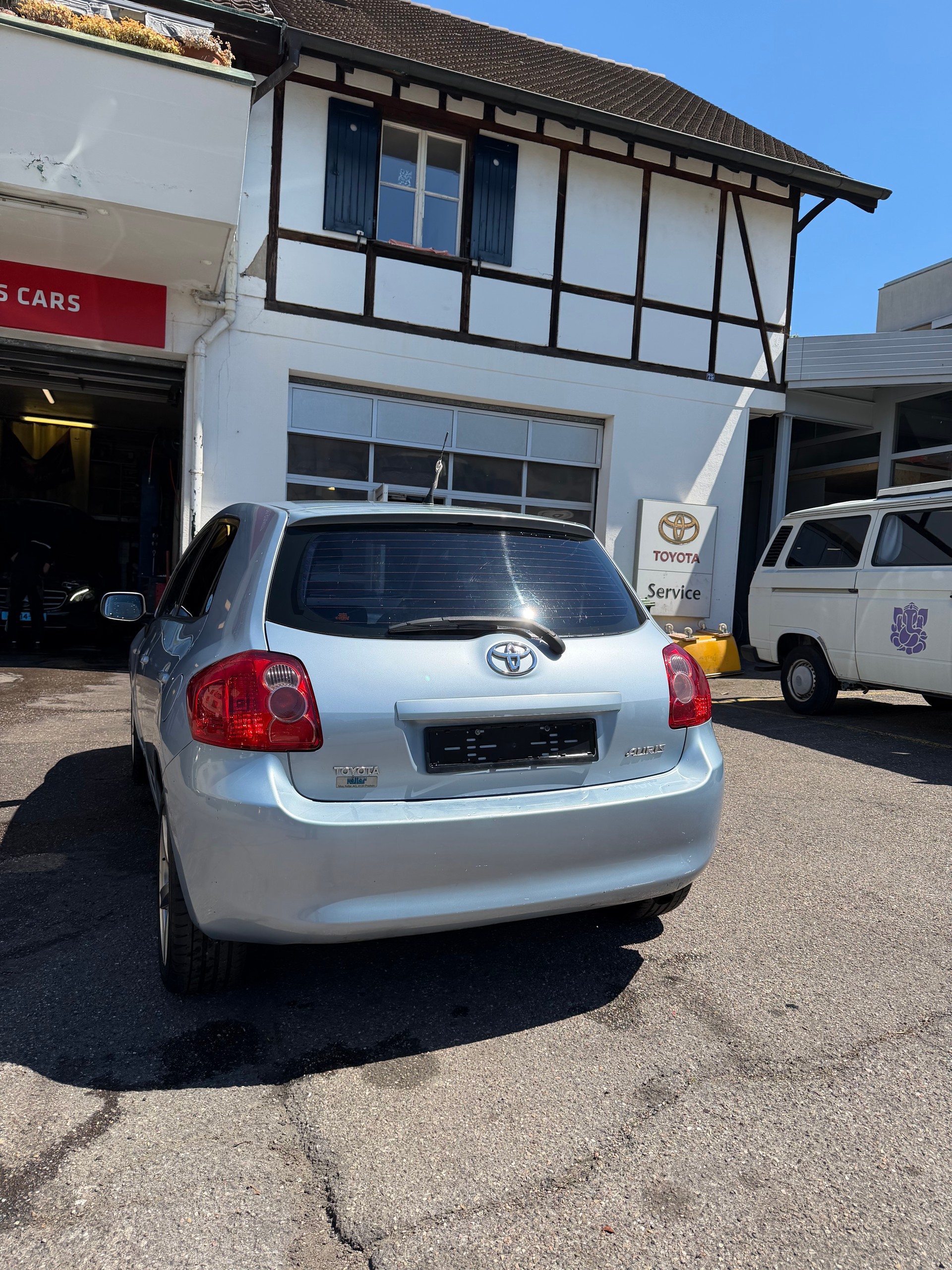 TOYOTA Auris 1.6 Linea Luna-image-2
