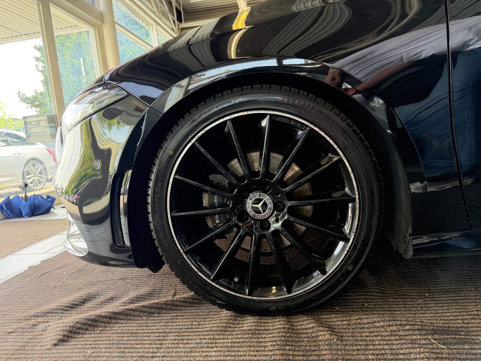 MERCEDES-BENZ A 200 AMG Line 7G-DCT | CH | Panorama | Premium PLUS | 19" | Head Up | 360 Kamera |-image-8