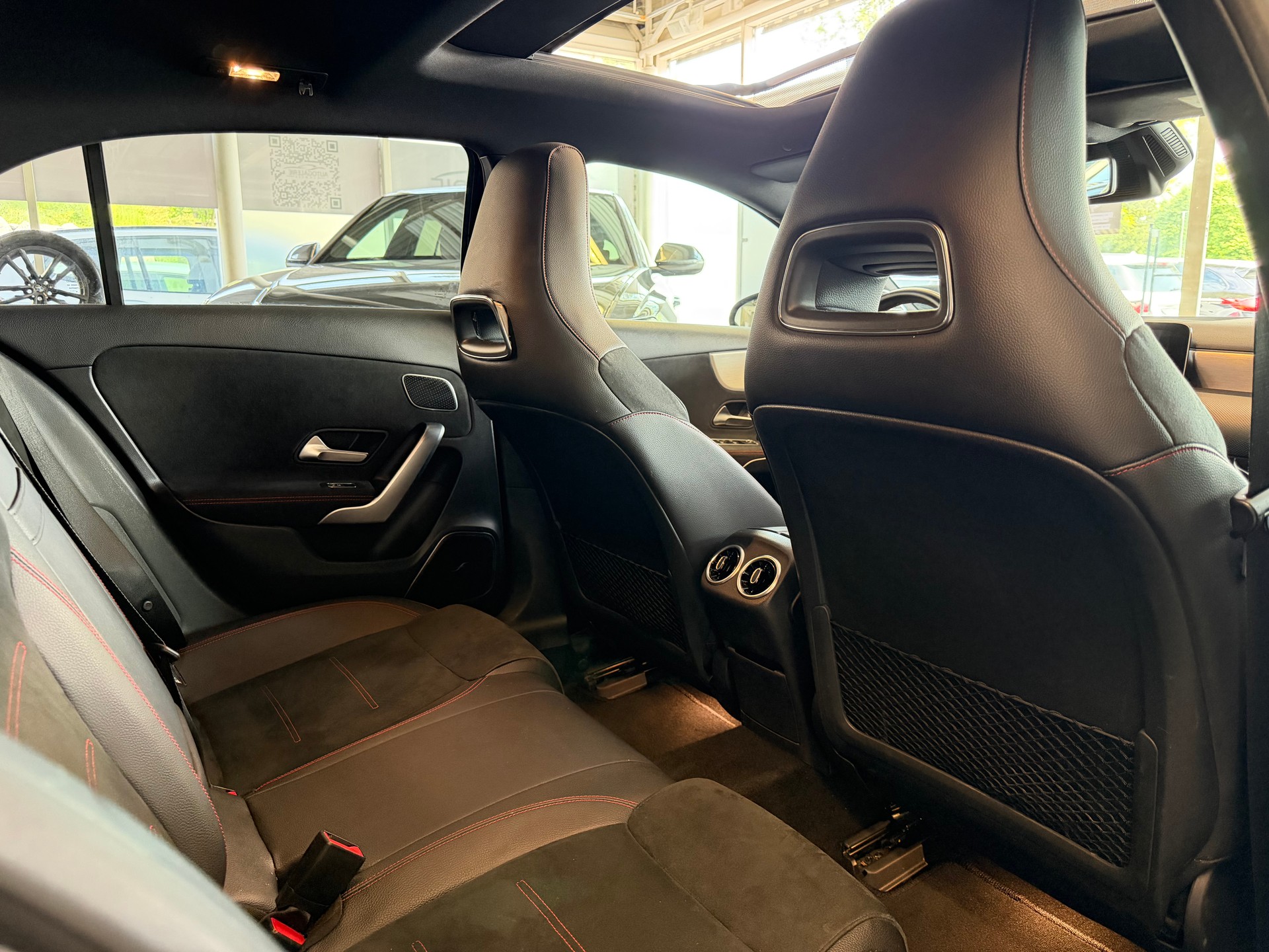 MERCEDES-BENZ A 200 AMG Line 7G-DCT | CH | Panorama | Premium PLUS | 19" | Head Up | 360 Kamera |-image-27