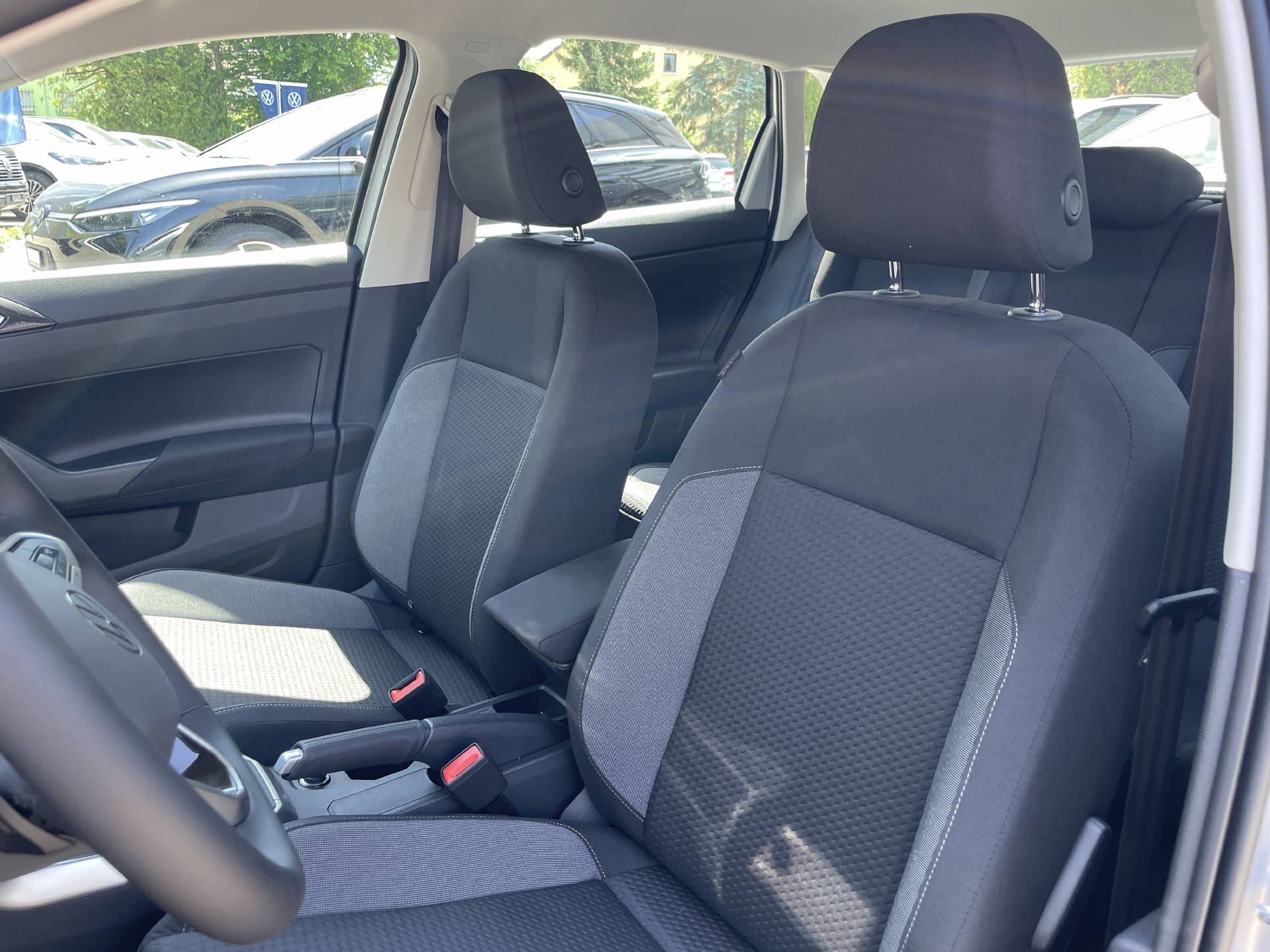 VW Polo 1.0 TSI Life DSG-image-8