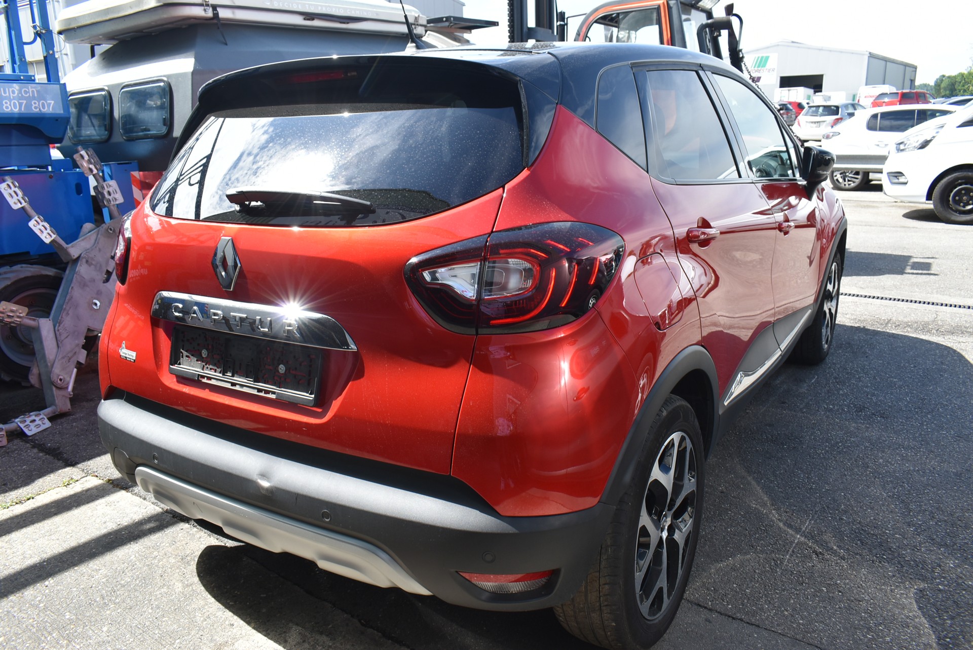 RENAULT Captur 1.2 T 16V Intens EDC-image-7