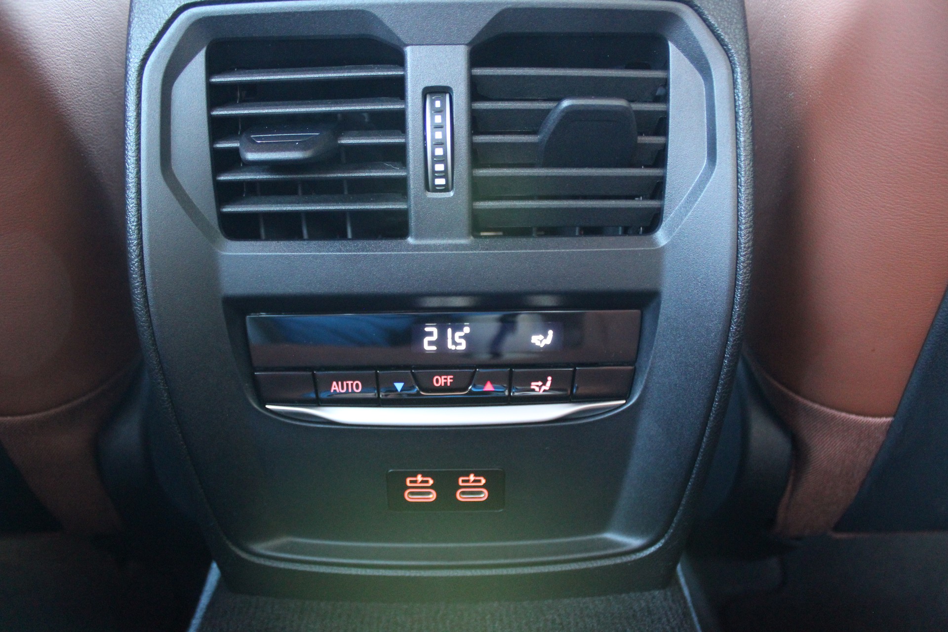 BMW-ALPINA B3 BiTurbo 3.0 xDrive Switch-Tronic-image-24