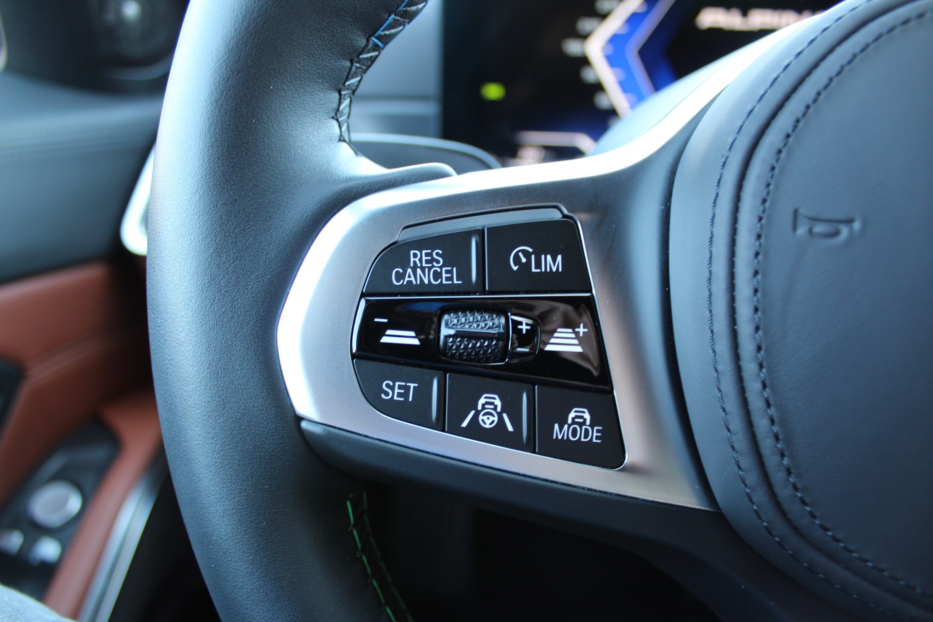 BMW-ALPINA B3 BiTurbo 3.0 xDrive Switch-Tronic-image-16