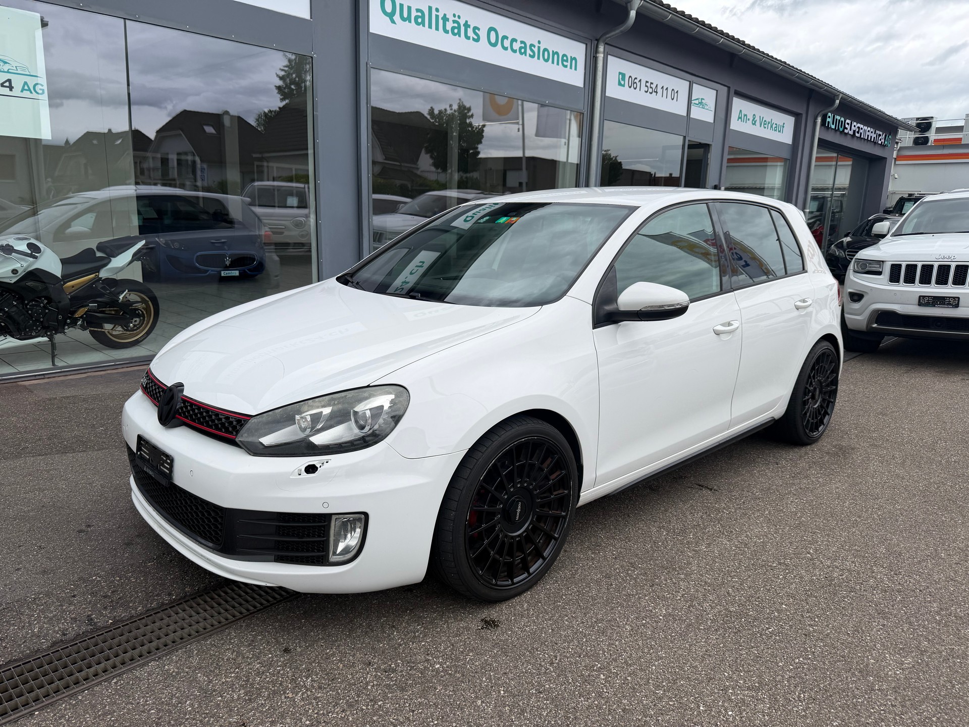 VW Golf 2.0 TSI GTI DSG-showroom-element-1