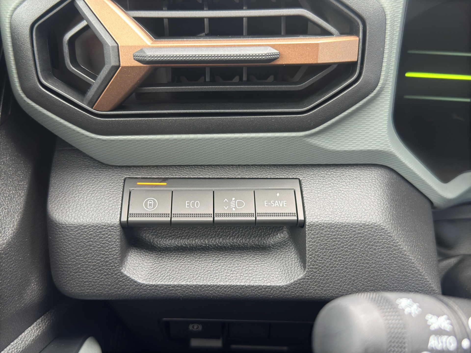 DACIA Duster HEV 140 Extreme TECHNO PAKET-image-20